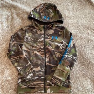 Under Armour Cold Gear Light Weight Boys Jacket